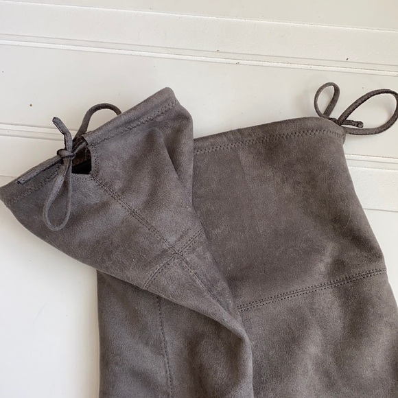 Francesca’s Suede Over the Knee Tie Boots 7 - Picture 4 of 7